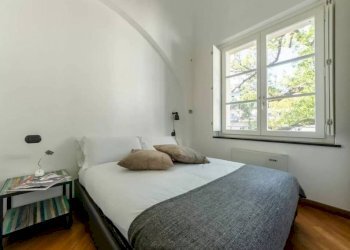 Camera da letto - Two-room apartment via San Bartolomeo degli Armeni, 2h, Genova (neighborhood Centro) - photo 9