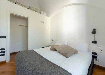 Camera da letto - Two-room apartment via San Bartolomeo degli Armeni, 2h, Genova (neighborhood Centro) - photo 11