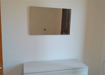 Camera da letto - Villa a Schiera viale Roma, 383, Massa - foto 5
