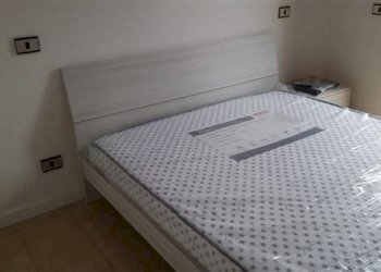 Camera da letto - Villa a Schiera viale Roma, 383, Massa - foto 15