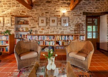 Salone - Rustico strada Castella, Cortemilia - foto 2