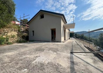 Facciata - Villa a Schiera Chiavari - foto 1