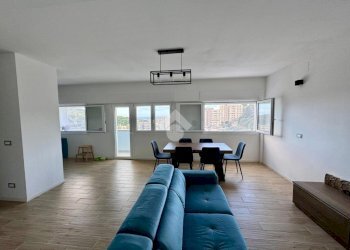 Quadrilocale Via Carlo Linneo, Genova - foto 1