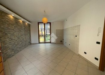 Trilocale Via Pietro Micca, Villa Cortese - foto 8