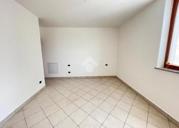 Trilocale Via Pietro Micca, Villa Cortese - foto 14