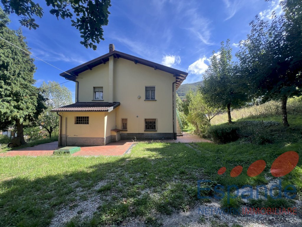 Independent house Lizzano in Belvedere - photo 1