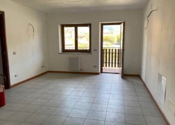 Three-room apartment Via Circonvallazione 11, Verrès - photo 2