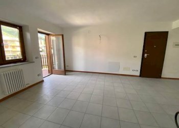 Three-room apartment Via Circonvallazione 11, Verrès - photo 4