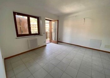 Three-room apartment Via Circonvallazione 11, Verrès - photo 6