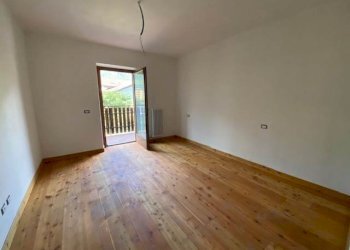 Three-room apartment Via Circonvallazione 11, Verrès - photo 11