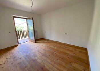 Three-room apartment Via Circonvallazione 11, Verrès - photo 12