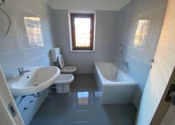 Three-room apartment Via Circonvallazione 11, Verrès - photo 9