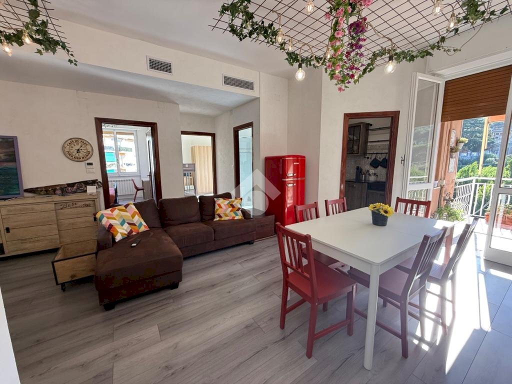 Quadrilocale Viale Giovanni Battista Perata, Albissola Marina - foto 3