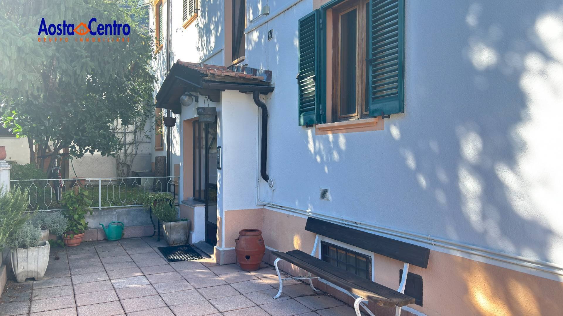 Foto 2 - Trilocale Frazione Tissoret
44, Sarre - foto 2