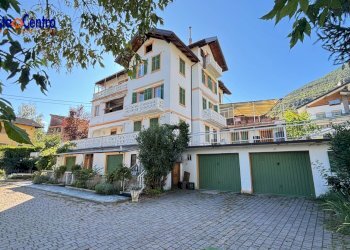 Foto 1 - Trilocale Frazione Tissoret
 
44, Sarre - foto 1