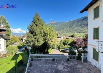 Foto 10 - Trilocale Frazione Tissoret
 
44, Sarre - foto 10