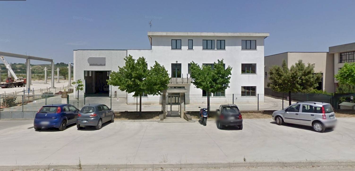 Foto 2 - Capannone via enzo ferrari
snc, Castellalto - foto 2