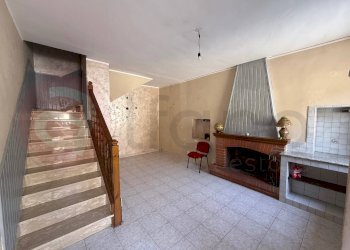 Foto 7 - Stabile - Palazzo Piazza del Duca
 
13, Colfelice - foto 7