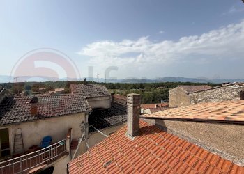 Foto 16 - Stabile - Palazzo Piazza del Duca
 
13, Colfelice - foto 16