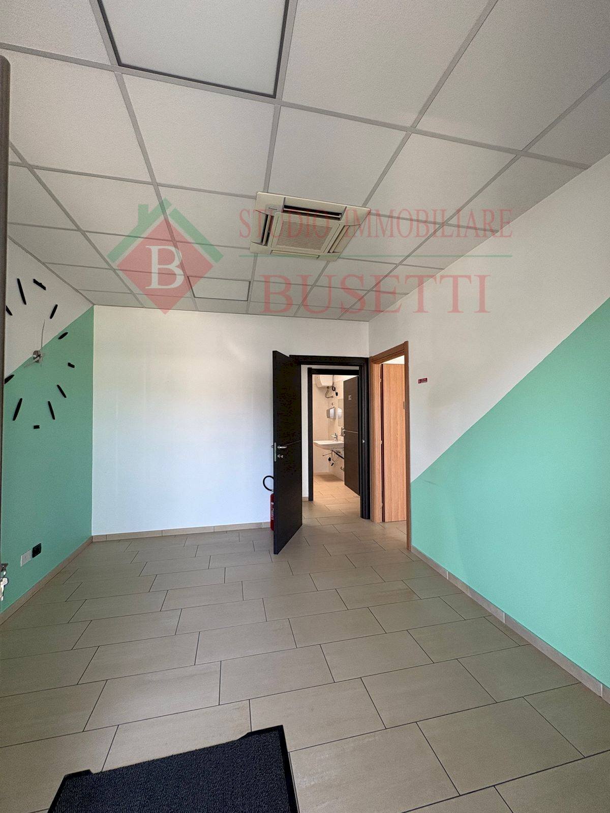 Foto 3 - Locale Commerciale via Valle
 
snc, Lavena Ponte Tresa - foto 3