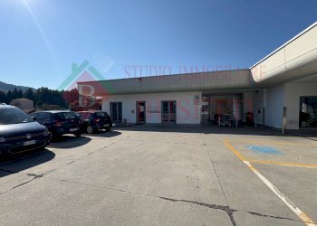 Foto 7 - Locale Commerciale via Valle
 
snc, Lavena Ponte Tresa - foto 7