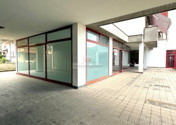 Foto 2 - Negozio VIA MAZZOCCO, Chiampo - foto 2