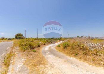 Non correlato - Terreno edificabile Via Foscolo, Vernole - foto 5