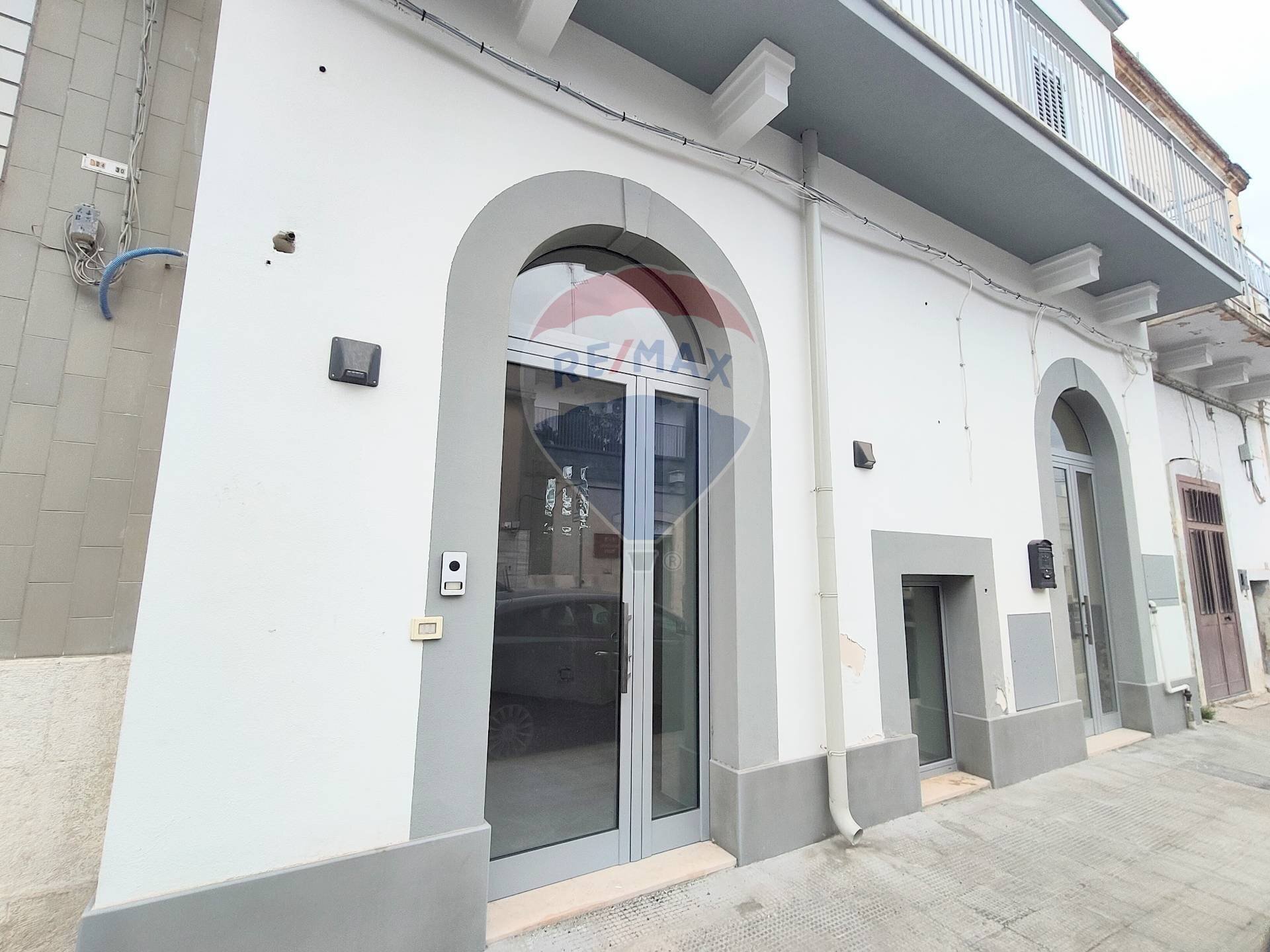 Edificio all\'aperto - Commercial Premises Via Carlo Alberto
 
18, Bitritto - photo 1