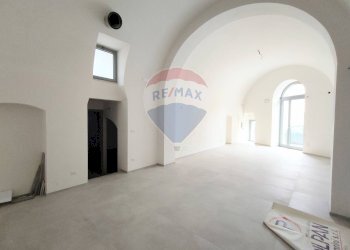 Stanza vuota - Commercial Premises Via Carlo Alberto
 
18, Bitritto - photo 4