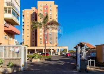 Edificio all\'aperto - Quadrilocale Viale Librino
 
2, Catania - foto 4