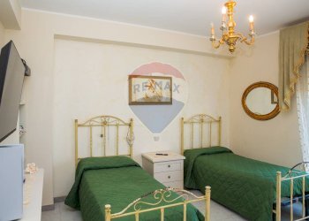 Camera / camera da letto - Quadrilocale Viale Librino
 
2, Catania - foto 21