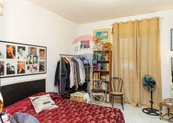 Camera / camera da letto - Appartamento via salvatore quasimodo
 
12, Aci Sant'Antonio - foto 6