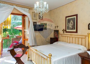 Camera / camera da letto - Appartamento via salvatore quasimodo
 
12, Aci Sant'Antonio - foto 9