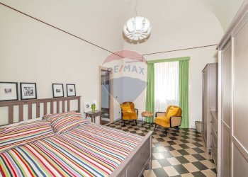 Camera / camera da letto - Appartamento Piazza San Francesco D'assisi
11, Catania - foto 9