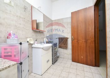 Bagno - Quadrilocale Via dei Palici
 
28, Adrano - foto 13