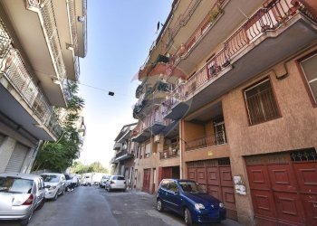 Edificio all\'aperto - Quadrilocale Via dei Palici
 
28, Adrano - foto 19