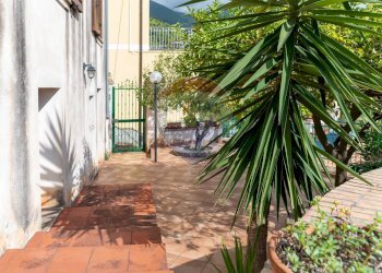 Terrazza - Casa indipendente VIA GAROTTOLI
 
S.N.C., Maratea - foto 2