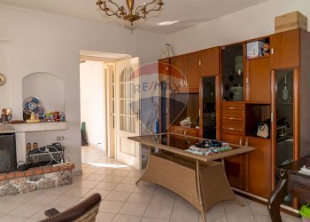 Soggiorno - Casa indipendente VIA GAROTTOLI
 
S.N.C., Maratea - foto 18