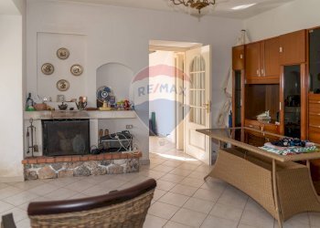 Soggiorno - Casa indipendente VIA GAROTTOLI
 
S.N.C., Maratea - foto 19