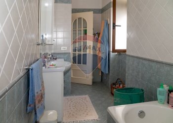 Bagno - Casa indipendente VIA GAROTTOLI
 
S.N.C., Maratea - foto 35