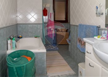 Bagno - Casa indipendente VIA GAROTTOLI
 
S.N.C., Maratea - foto 36