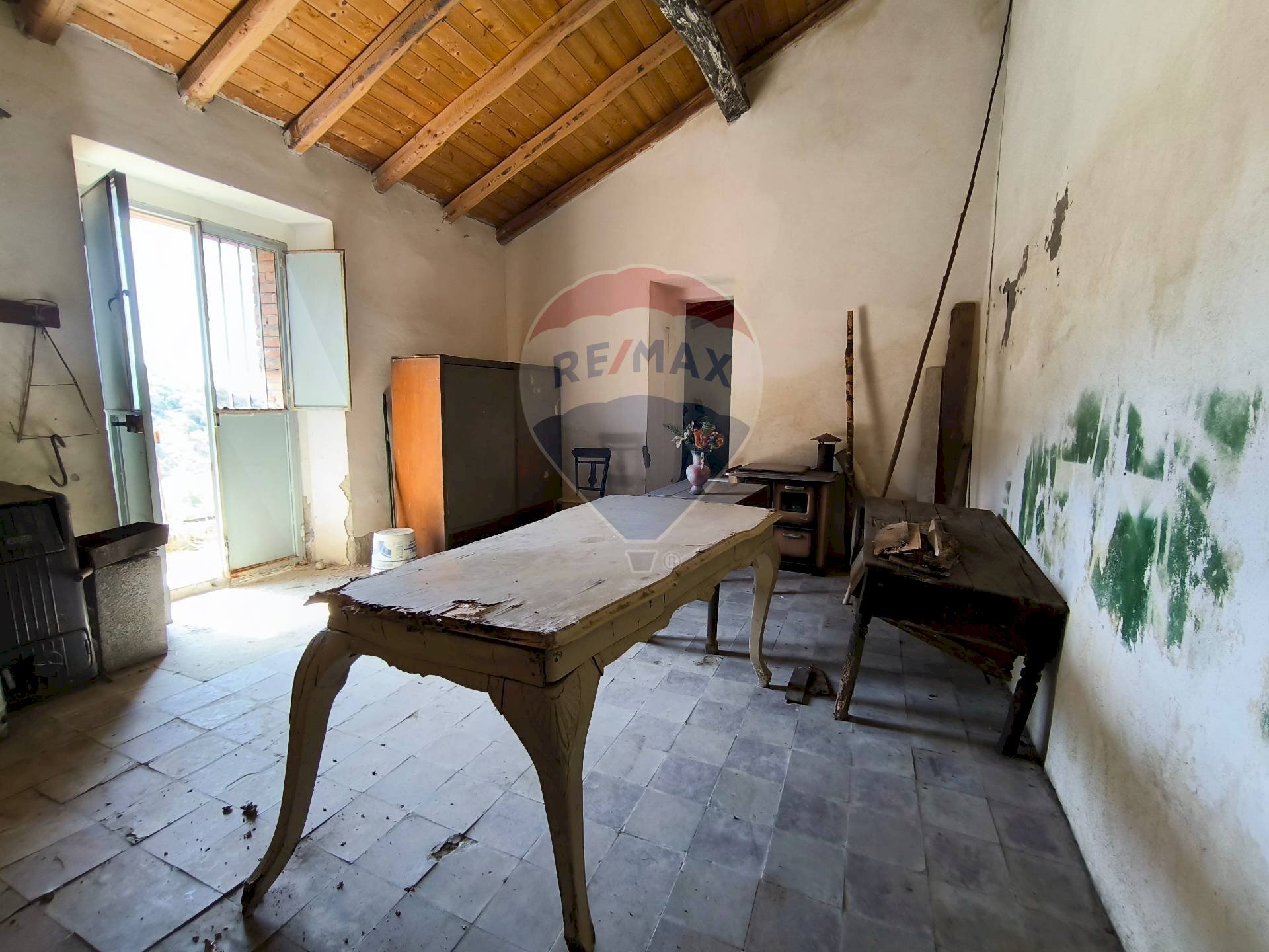 Soggiorno - Rustico SP 7 (C.da Costa Galluzzo), Graniti - foto 3