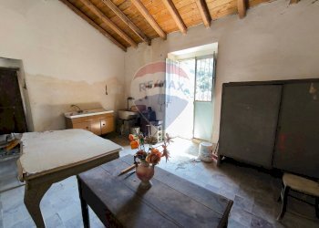 Soggiorno - Rustico SP 7 (C.da Costa Galluzzo), Graniti - foto 4