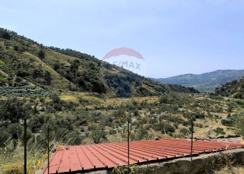Vista delle montagne - Rustico SP 7 (C.da Costa Galluzzo), Graniti - foto 11