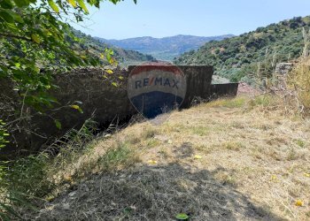 Vista delle montagne - Rustico SP 7 (C.da Costa Galluzzo), Graniti - foto 16