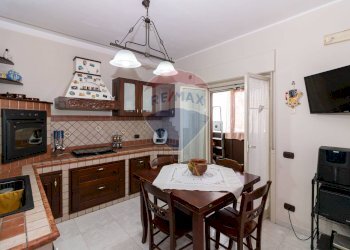 Cucina - Trilocale Antonino Corsaro
 
11, Camporotondo Etneo - foto 14