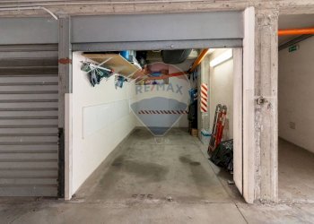 Parcheggio - Trilocale Antonino Corsaro
 
11, Camporotondo Etneo - foto 25