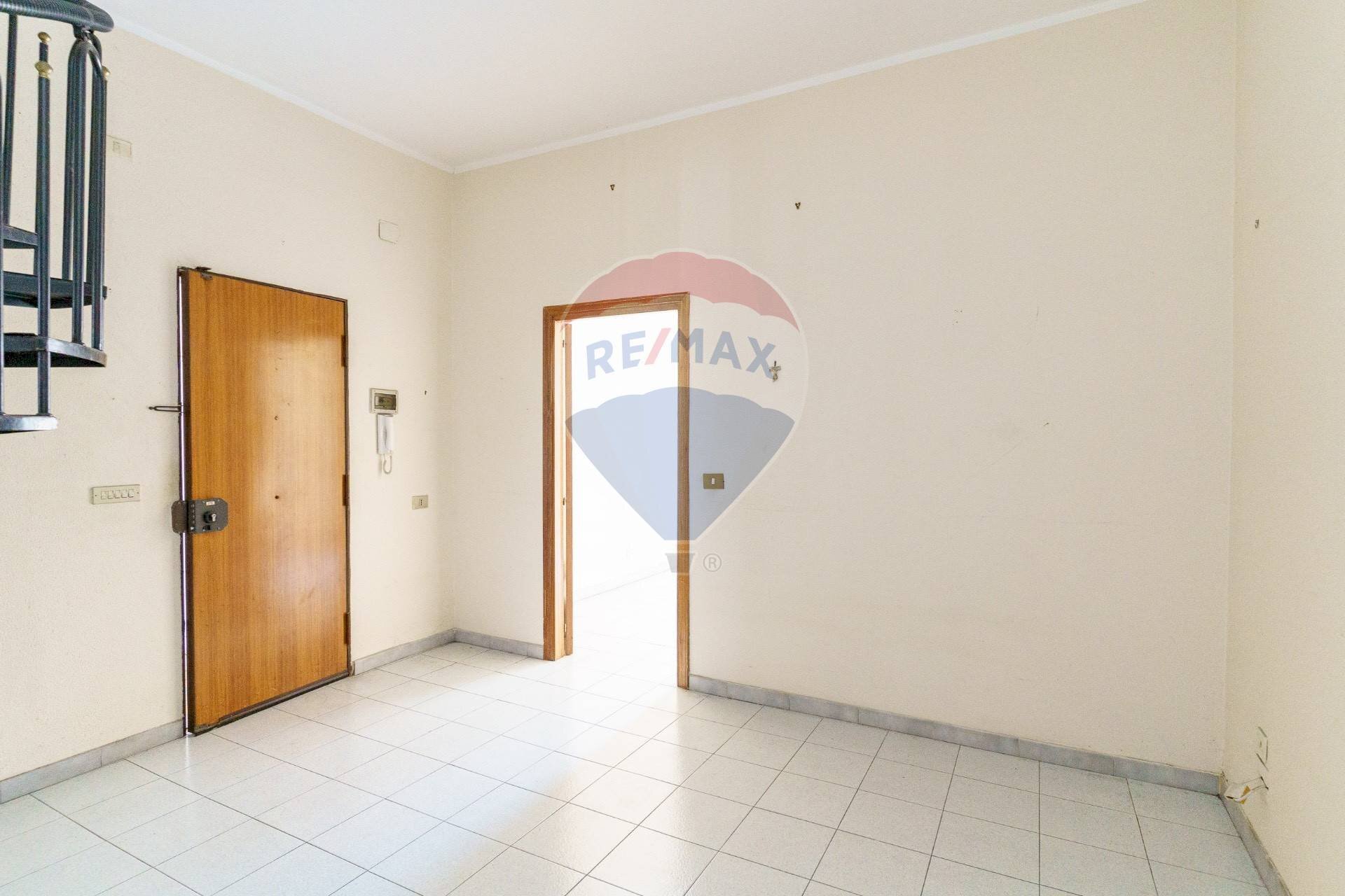 Stanza vuota - Quadrilocale Via Pietro Novelli
 
127, Catania - foto 2