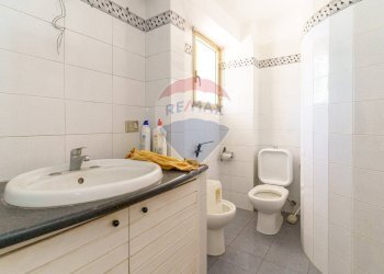 Bagno - Quadrilocale Via Pietro Novelli
 
127, Catania - foto 8