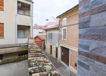 Edificio all\'aperto - Casa semi indipendente Via Cornini Malpeli
 
38, Fidenza - foto 35